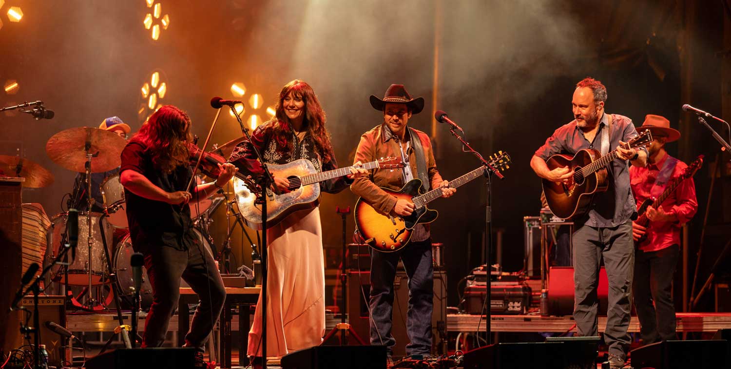 dave matthews, molly tuttle and lukas nelson playing at wildlands 2025 together on stage