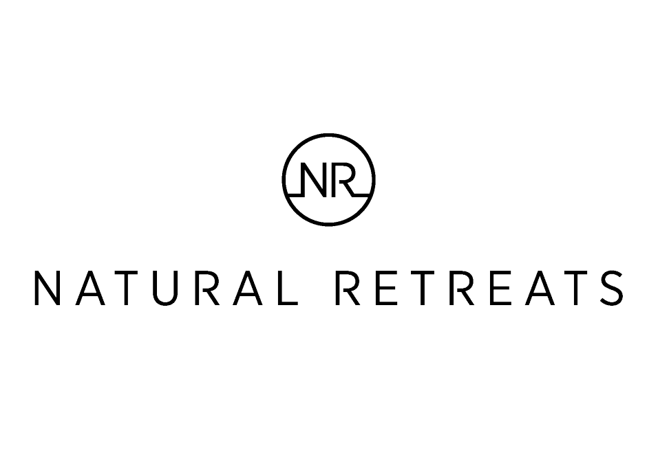 natural retreats logo